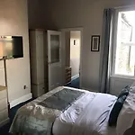 בית הארחה The Apple House 4*