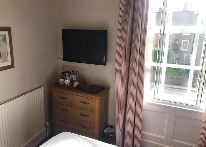 The Apple House Πανσιόν 4*