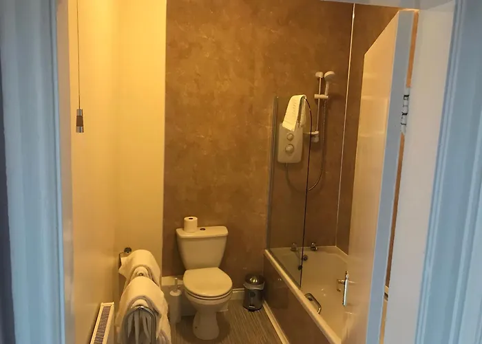 Πανσιόν The Apple House 4*