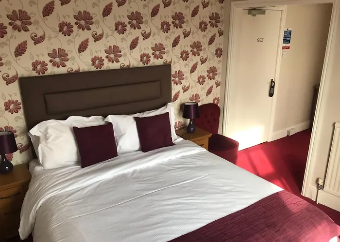 Πανσιόν The Apple House 4*