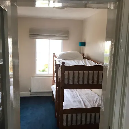 בית הארחה The Apple House 4*