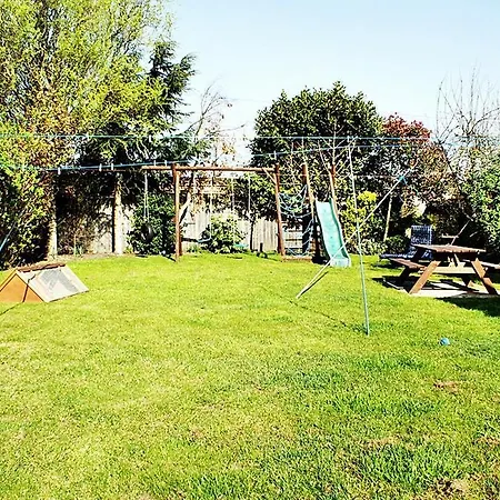 בית הארחה The Apple House יורק
